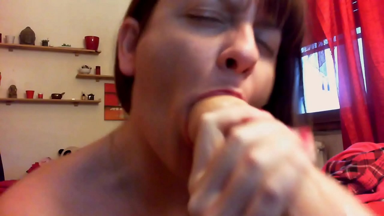 Mare orgasm pentru sora ta murdară, deschide gura și bea totul